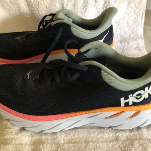 Hoka One One Clifton 7. Women’s size 9 Running Shoes